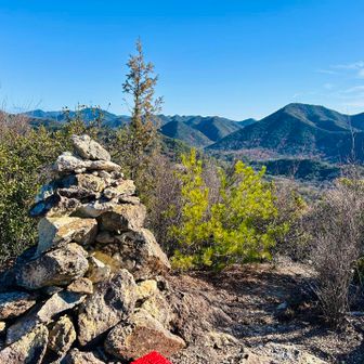 P240のケルン！
kazponもひと積み🤏安全祈願でとっ😁