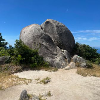 坊主岩