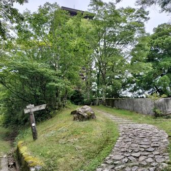 登山口。