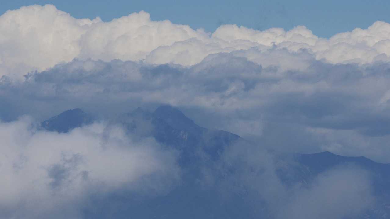 白根三山（北岳・間ノ岳・農鳥岳）、テン泊縦走 の写真 16
