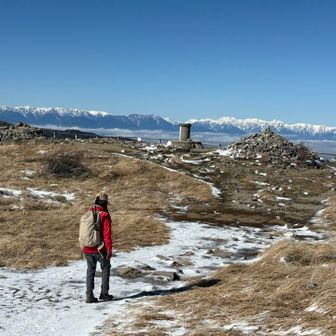もう直ぐ牛伏山の山頂