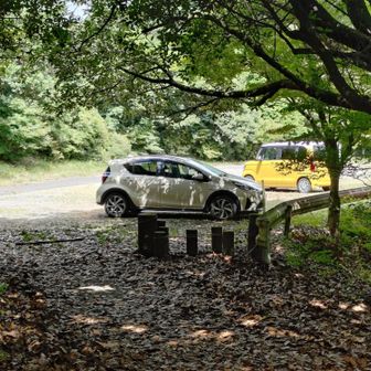 九合目駐車場に戻ってきました。沢山あった車はほぼいなくなってました。
