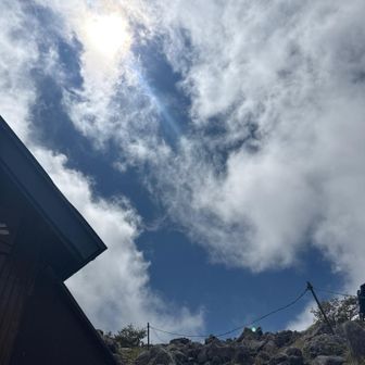 ランチ中、空が！