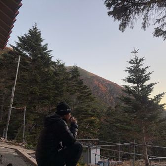 まあ、椹島まで
降りるだけなので
優雅にのんびりとコーヒー☕️
飲んで準備します
