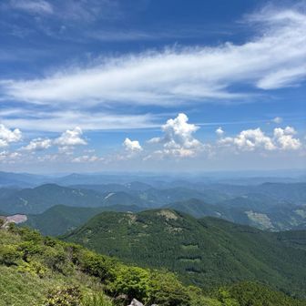 モクモクした雲☁️夏の雲に近づいてきました。