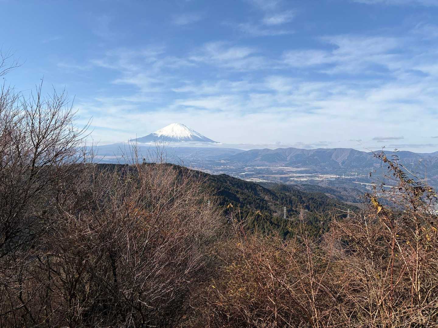 矢倉沢バス停-矢倉沢登山口-矢倉岳-清水越-地蔵堂バス停 縦走コースの写真