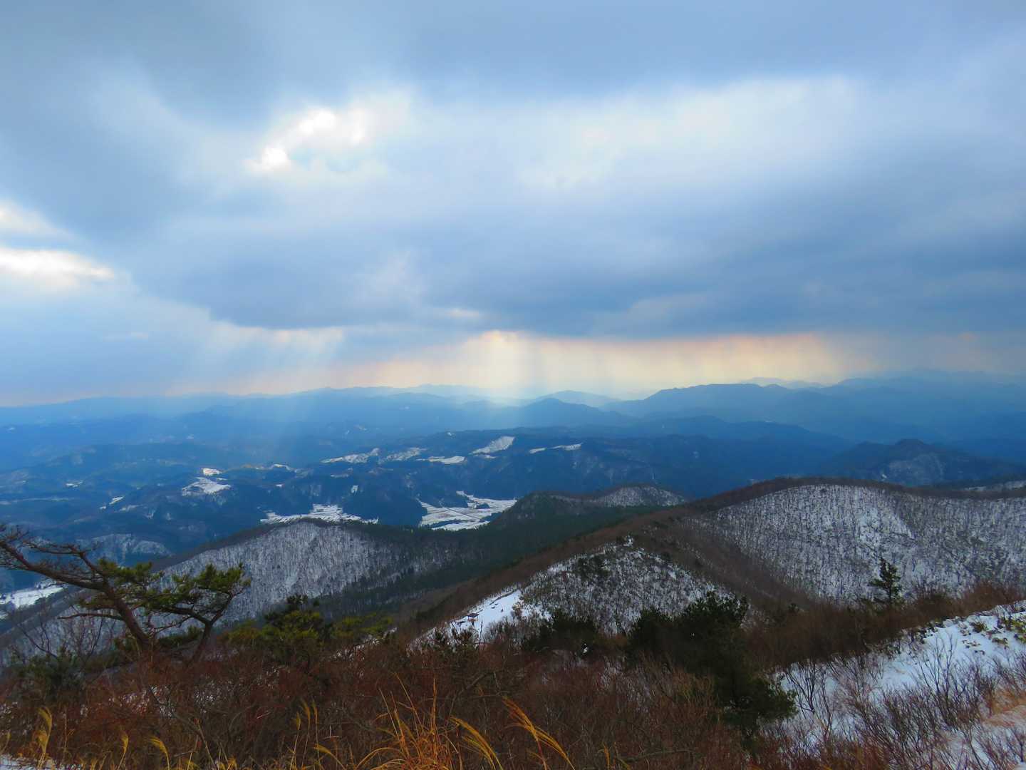暗ーい山陰の空～