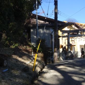 ケーブルカーの延暦寺駅が見えてきました。
