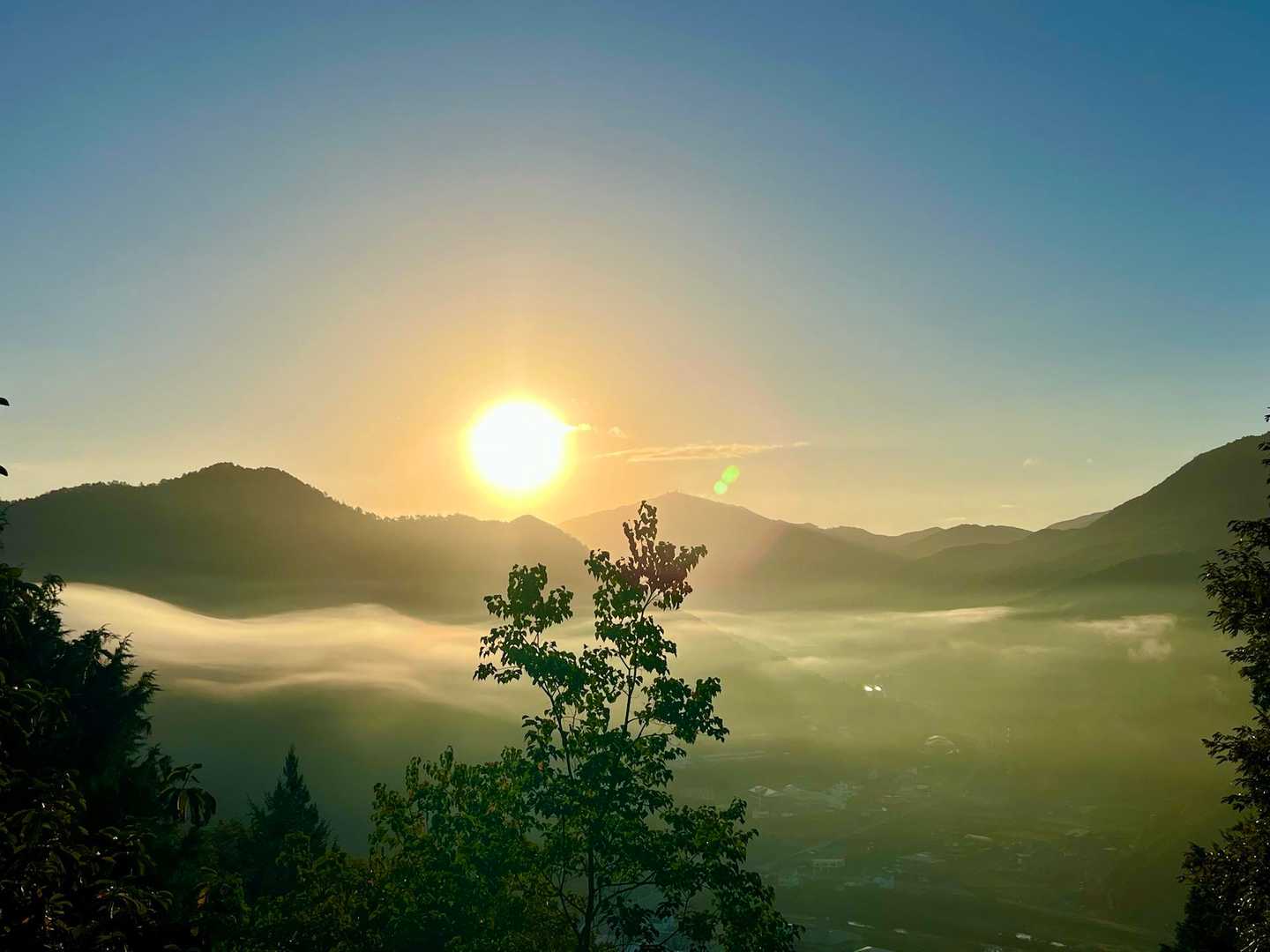 日の出と雲海🌅