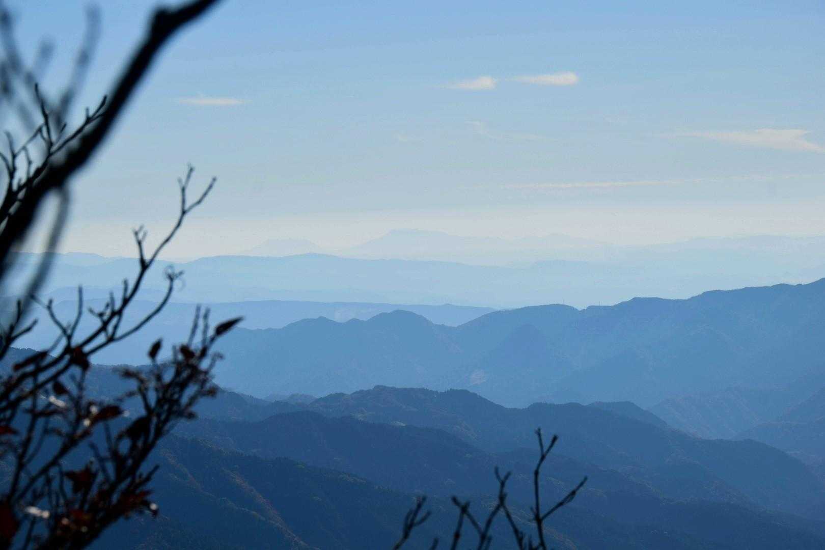 遠くに阿蘇山👀