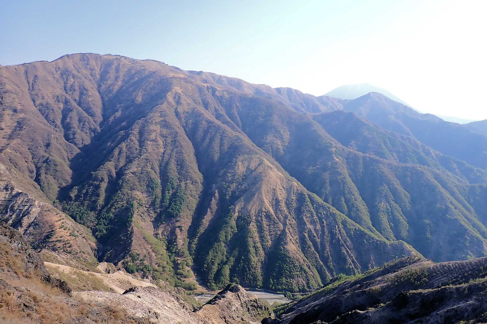 相変わらずのツンデレ山肌(･∀･)