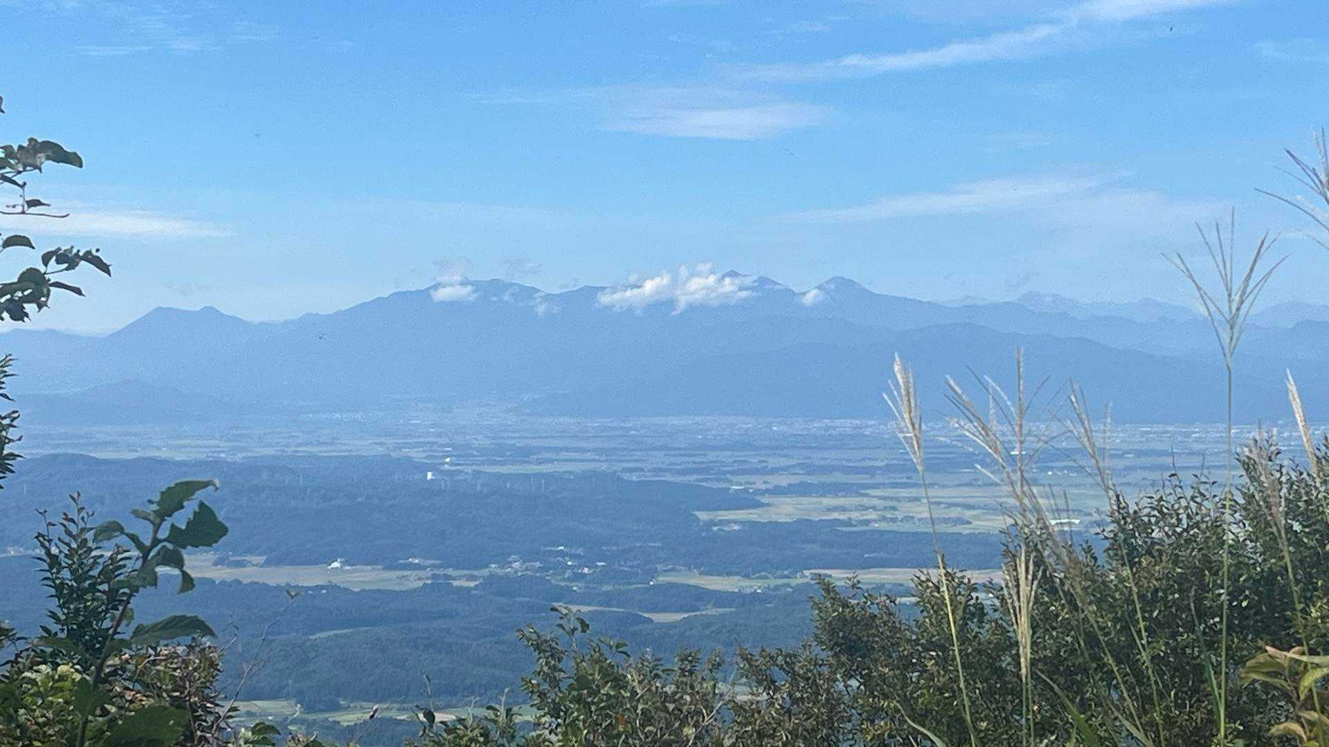 その目の前の風景
頸城山塊