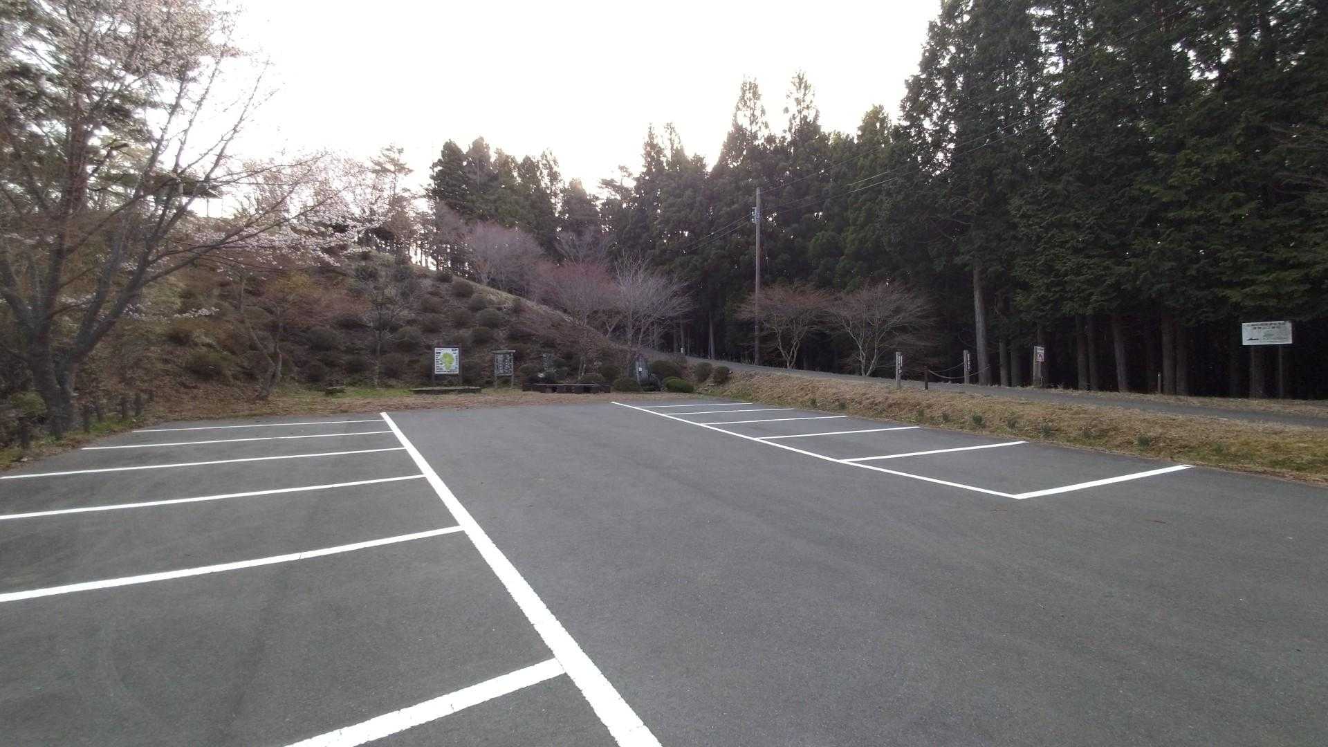 　大作口駐車場からスタート
