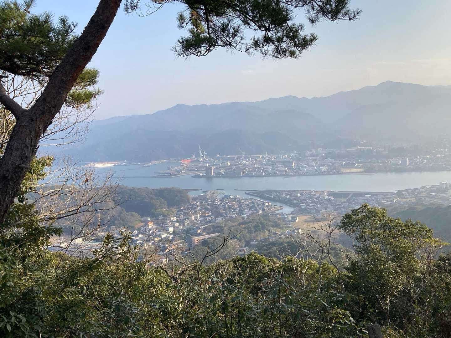 三角台登山道入口-三角台 往復コースの写真