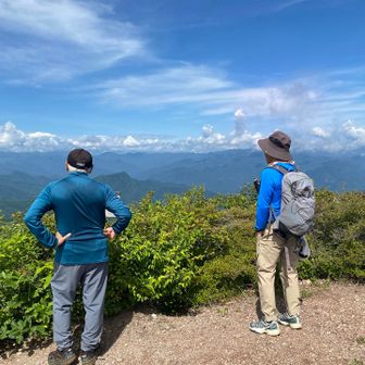 360度の眺望　しばし周りの景色を楽しみます