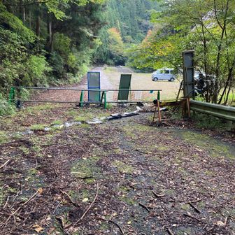 淡々と歩き登山口まで帰ってきました。