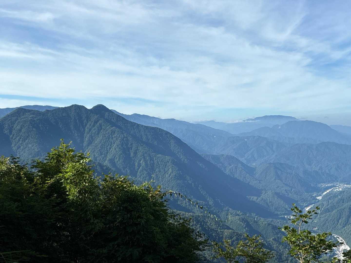 左手は、山頂岩🪨にエンジェルがいる
糸瀬山❣️