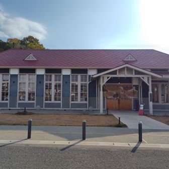 旧駅舎も綺麗に保存されていました