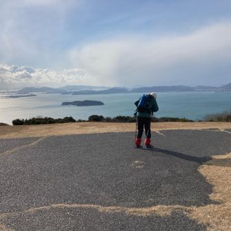 爆風で飛ばされる姫様、、、

真っ直ぐ立つことができません！！

避難しよう😱