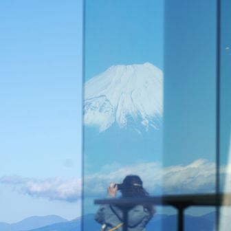 午後からのスタートだが快晴が続く。