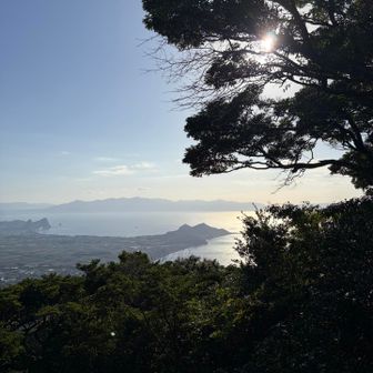5合目展望台より。長崎鼻