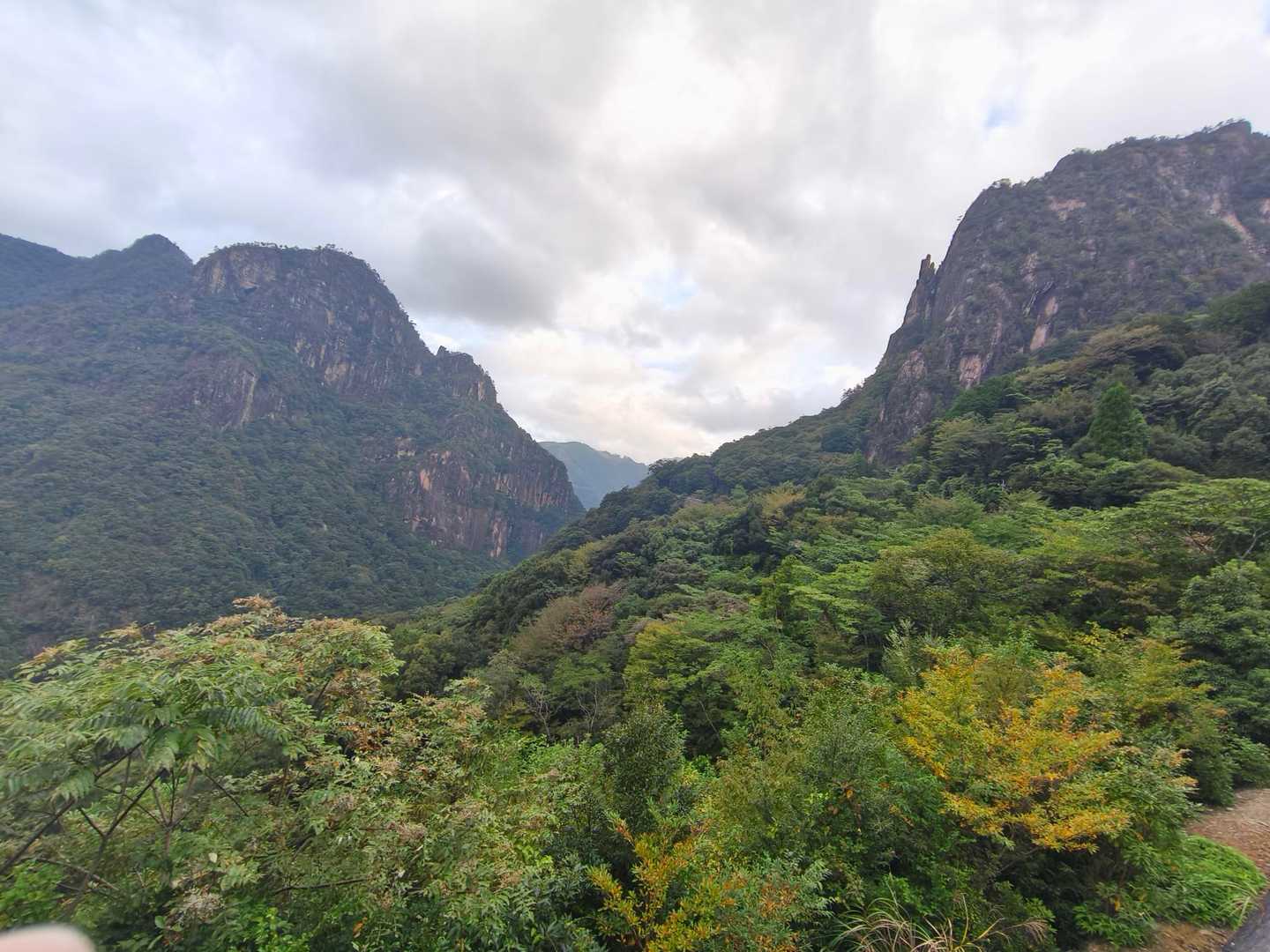 矢筈岳と比叡山