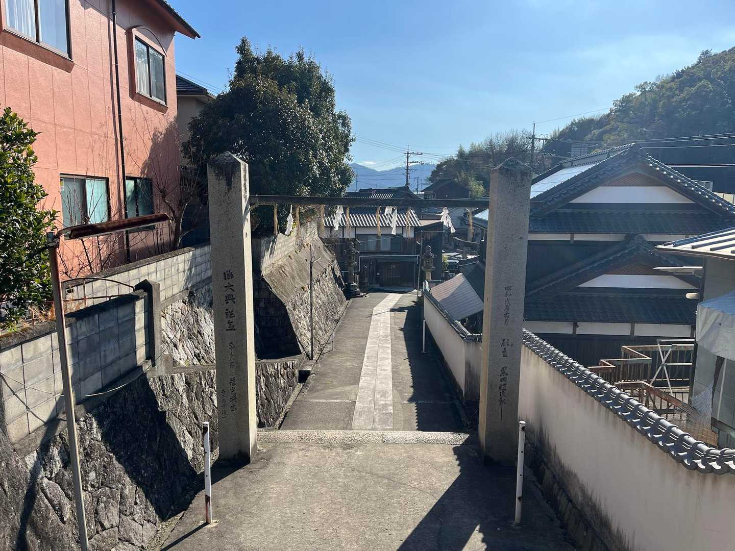 一気に下山
思ったより早く終わったので、もう1座登ります🥾