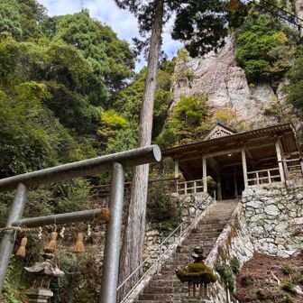 生石（しょうせき）神社にお詣り