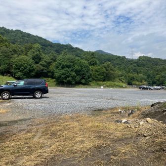 大回りしてなんとか駐車場に戻って来ました。
3時間半の行程でした。
