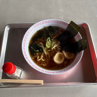 花立山荘のみなさんと少し会話
また若いの連れて来ますね🥳
守さんラーメン、今日も美味しくいただきました🍜