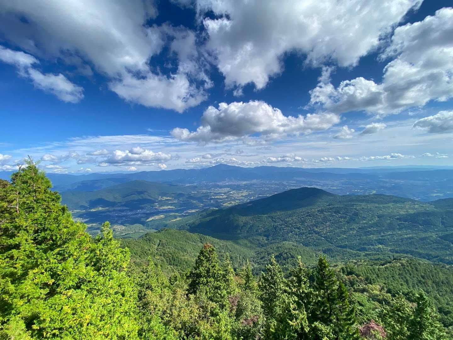 二ッ森山山頂の
大岩からの景色は格別👀✨