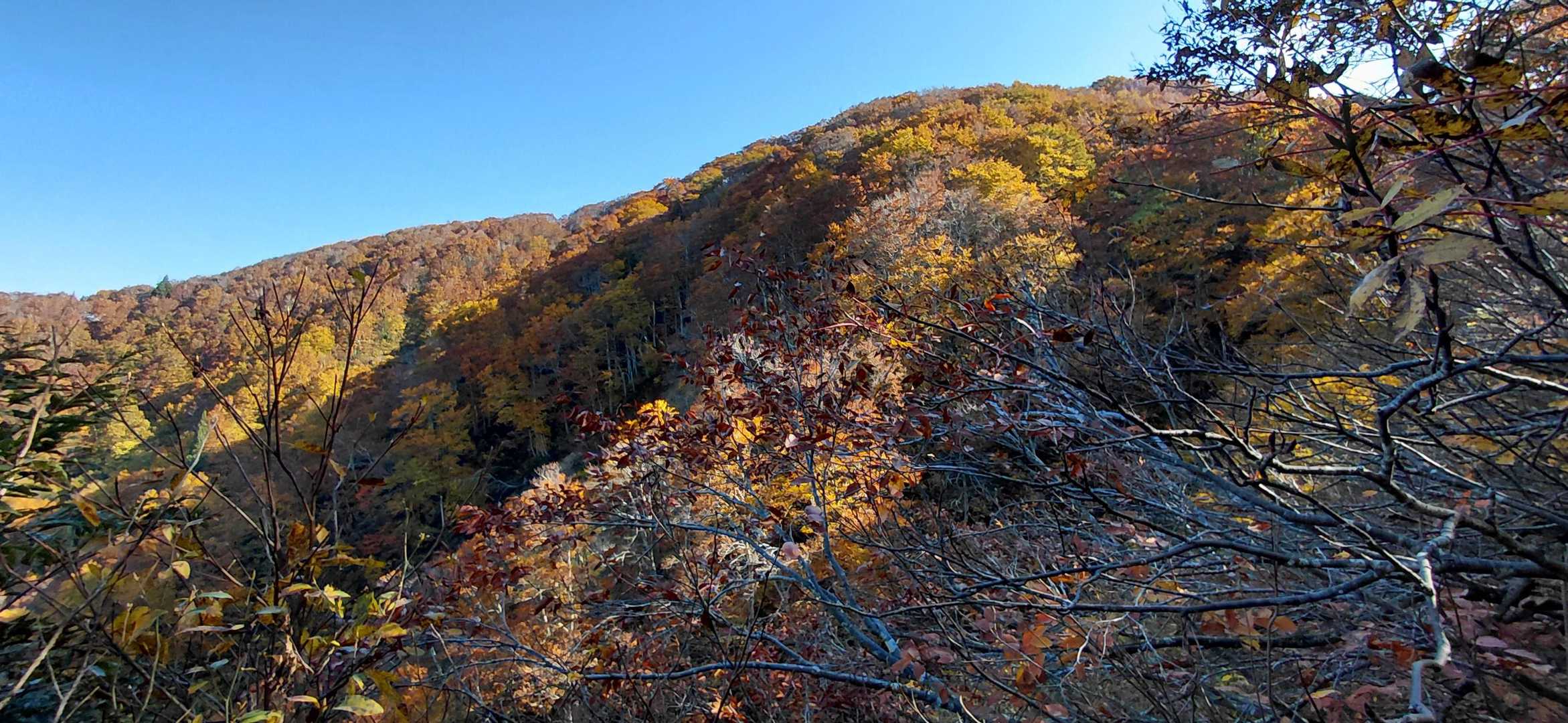 9合目手前から北側の尾根