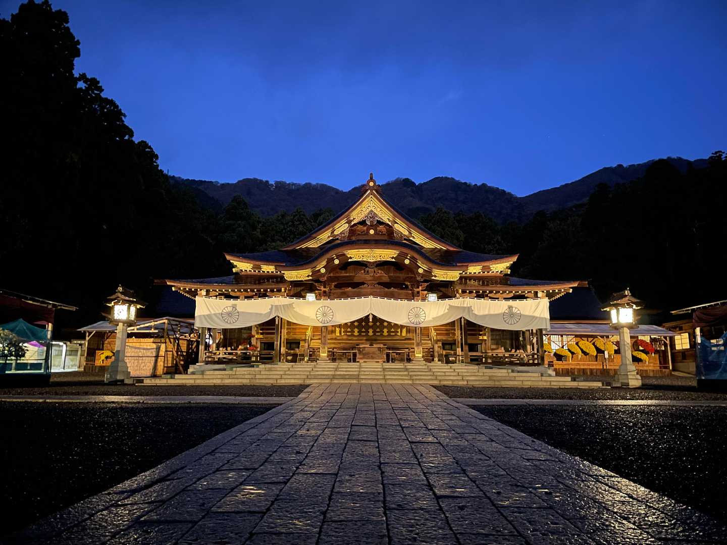 表参道コース | 彌彦神社から始まる、越後人の「心のふるさと」標高634mの霊峰の写真