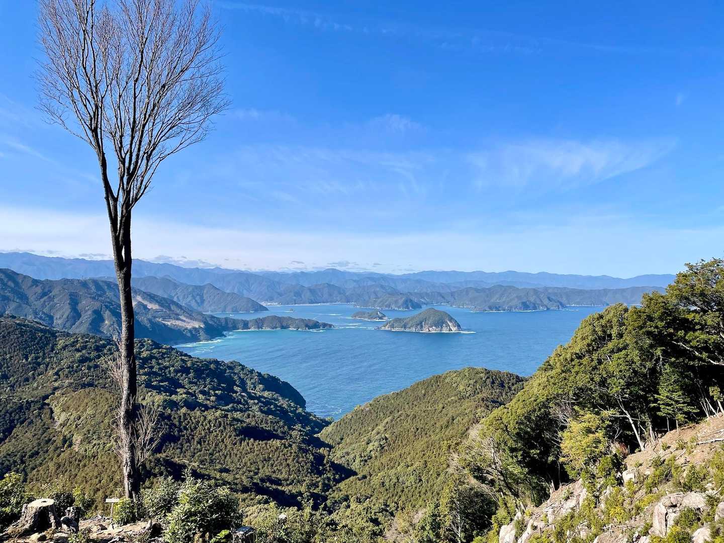 しばらく休憩して、ここから一気に下山。