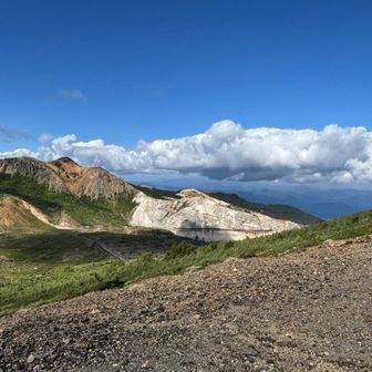 硫黄平の山肌がすごいね