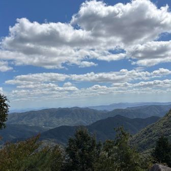 秋空と山々✨