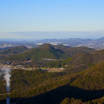 西展望岩🪨からは正面に有馬富士と丹波方面の山並みが見えている😄