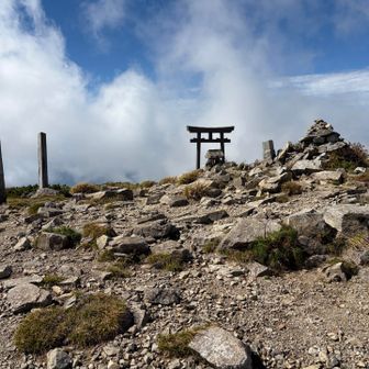 北股岳、登頂✨