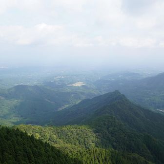 雲多めの天気、山頂はガスってました😅
