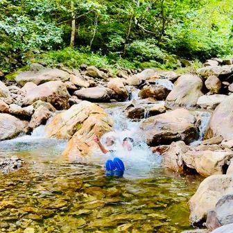 とか書いときながら

とりあえず
フィジカル＆メンタルの疲労がマイルの110km通過時点ばりにやばいので💧

ドボン♡

まだ5kmの沢パートがあるが
ドボンで元気復活♪