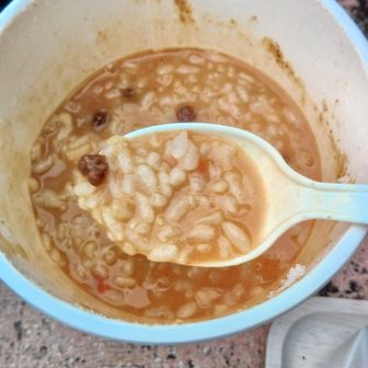 完全メシのドリアは、トマト味のリゾットですね。