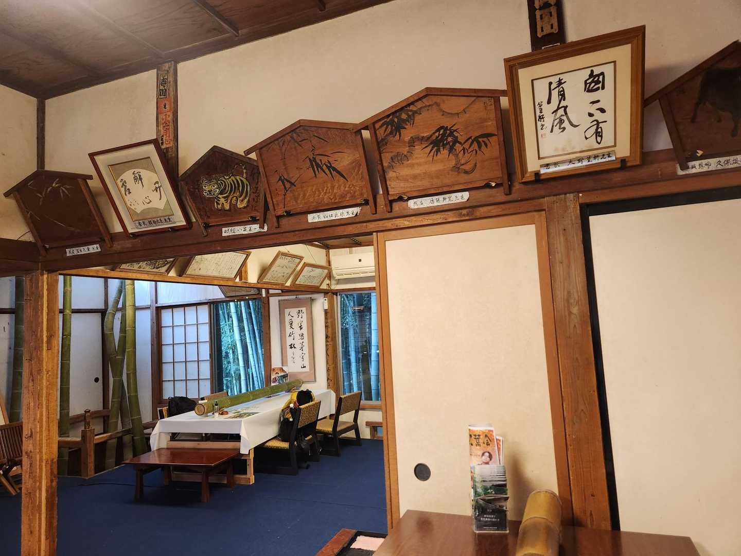 当然誰もいないので、素敵な室内の写真気兼ねなく撮らせていただきました✨