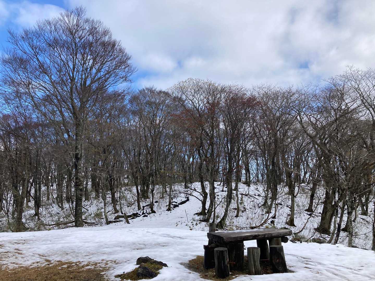 山小屋からの景色最高なんですけどー🥹