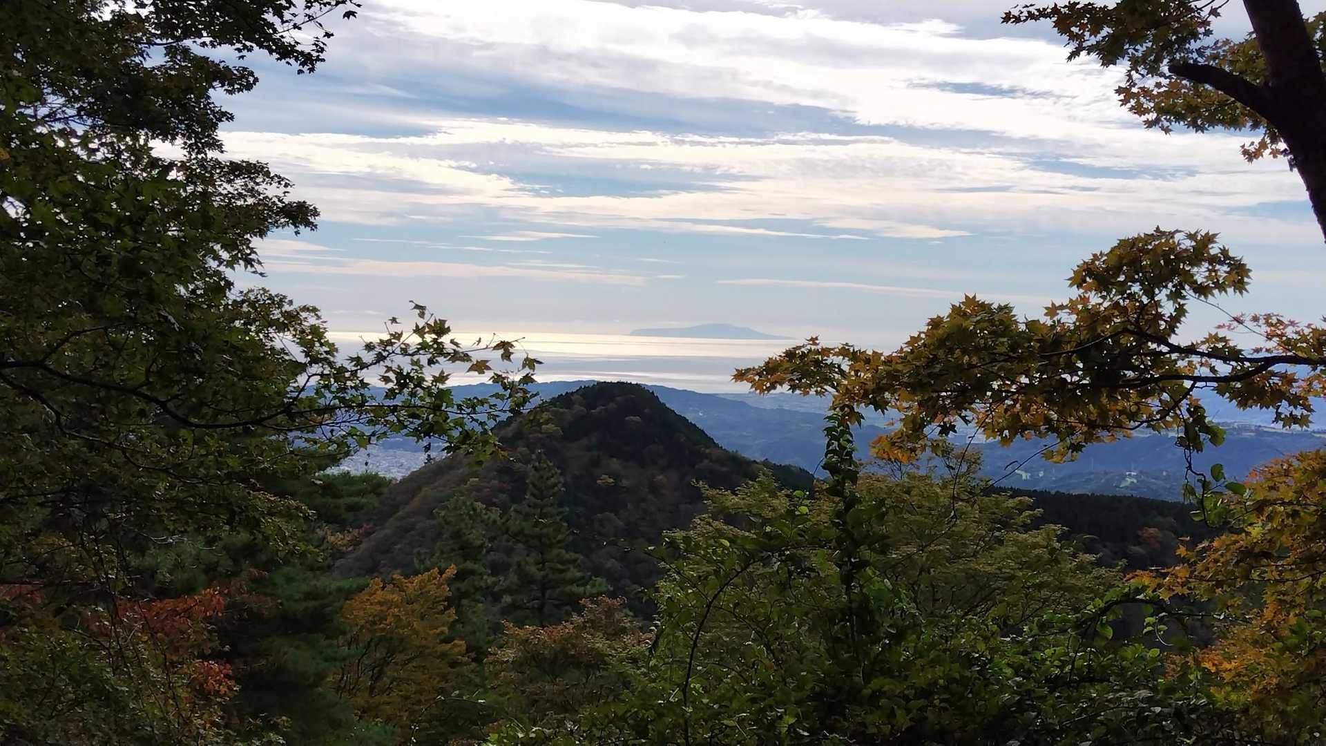 大倉バス停-観音茶屋-堀山-花立ノ頭-塔ノ岳-小丸-鍋割山 周回コースの写真