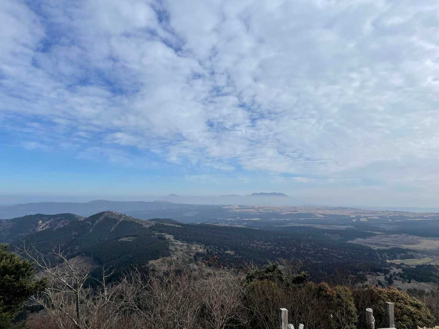 久住連山⛰️幻想的ですね〜