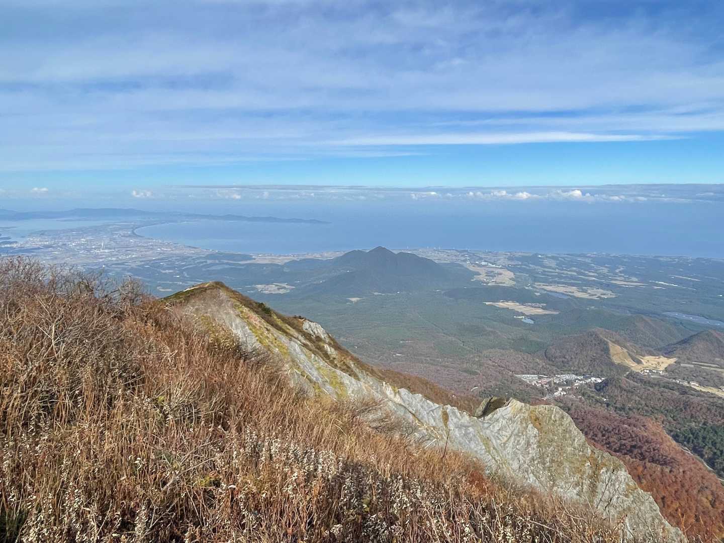 大山行者コース | 北壁と海を望む中国地方の最高峰。下山後は豪円湯院への写真