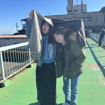 アンニュイな2人