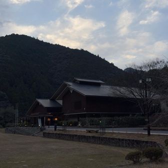 温泉はお預け♨️でしたが、asaさんのおかげで宿場確保と翌日も熊野大社まで来てくれるとの事で帰りのバス時間を気にせず歩く事が出来ました。
asaさんのサポートのおかげです
ありがとうございました🙇‍♂️