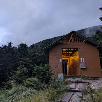 トイレは水洗で快適でした！