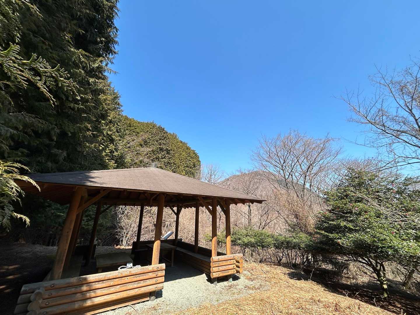 こんなところに立派な休憩場所がありました。